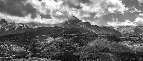 Dramatic Sneffels Range in black and white